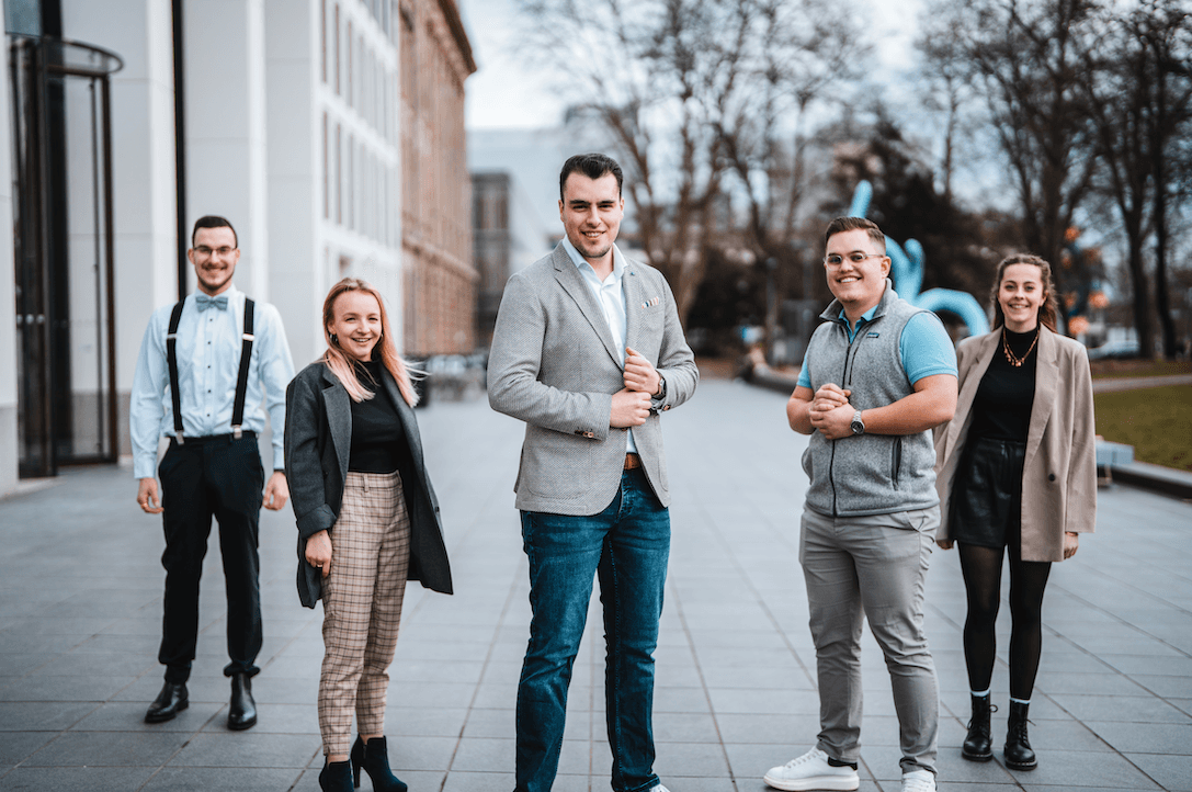 VIDEOSTATEMENTS GmbH Video Editor / Cutter - Vollzeit (m/w/d) gallery
